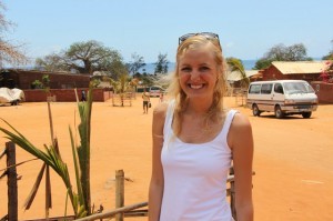 Marta i City of Joy i Mozambique. Hun kommer også med på nogle af Heidis rejser, som for nylig til Norge og Holland.