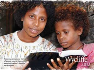 Wycliffe Bible Translators’ kalender fra 2012 viser mange af de folkeslag, som har fået en bibel på deres eget sprog.
