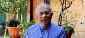 Teolog Ajith Fernando har fravalgt en international karriere for at tjene Gud i Sri Lanka.