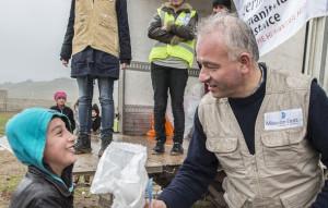 Læge Kim Hartzner har selv for nylig været med til at uddele nødhjælp til fordrevne kristne i Nordirak.