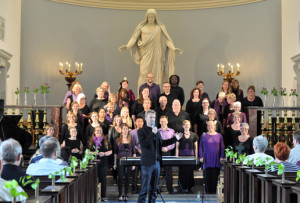 Steffen Bay leder her South City Gospel Choir i Kristkirken i Kolding.