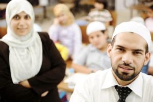 De to mænd bad ikke som muslimer ville have gjort det. Men Fadilas mor rejste sig op fra sengen. Illustrationsfoto.