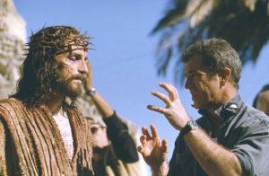 Mel Gibson og Jim Caviezel under optagelserne til ”The Passion” som udkom i 2004.