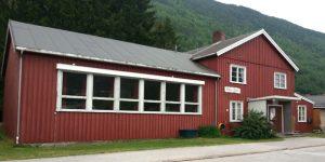 Lutheranerne fra Normisjonsforeningen i Otta har givet baptistmenigheden deres bedehus. Foto: Sel Baptistmenighet.