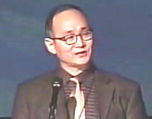 - Jeg skulle faste og bede i syv dage. Den syvende dag helbredte Herren mig, så jeg rejste mig op og gik, fortæller Zhang Heng.