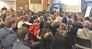 Der er rift om pladserne i Folkekirkens Hus i Aalborg.